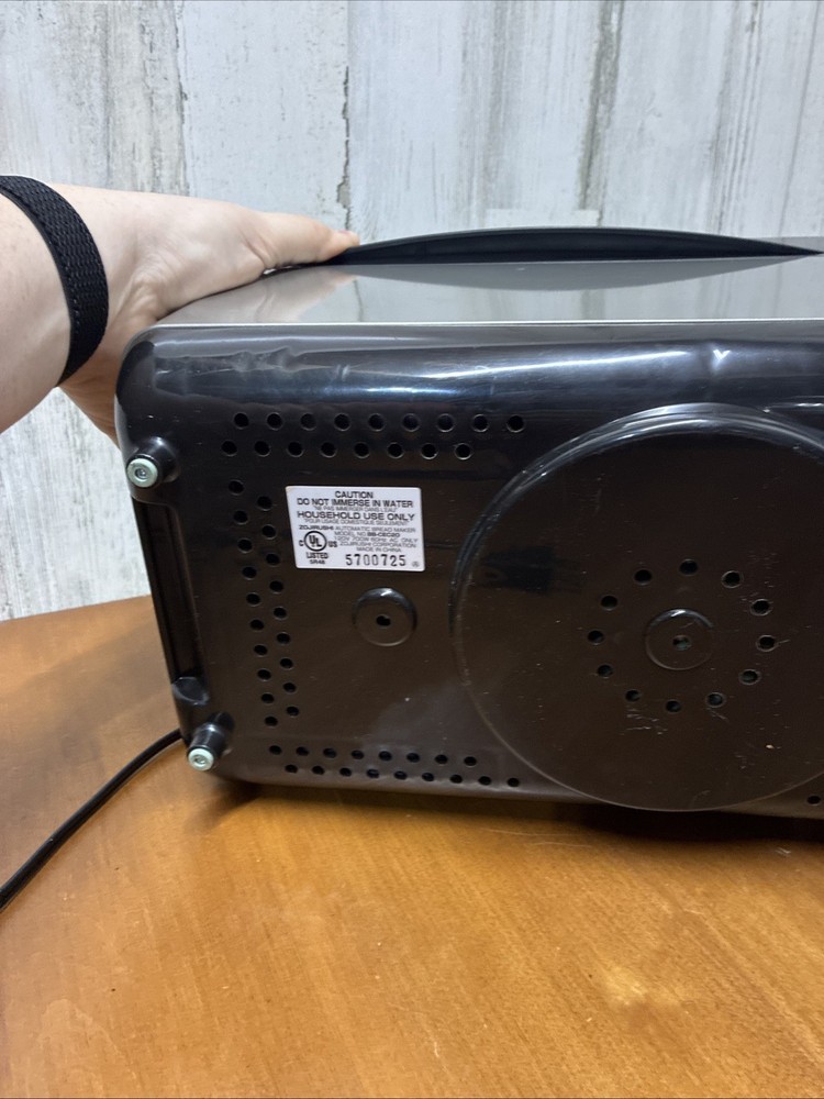 Zojirushi - Bread Machine Home Bakery Supreme Breadmaker Model: BB-CEC20 Works