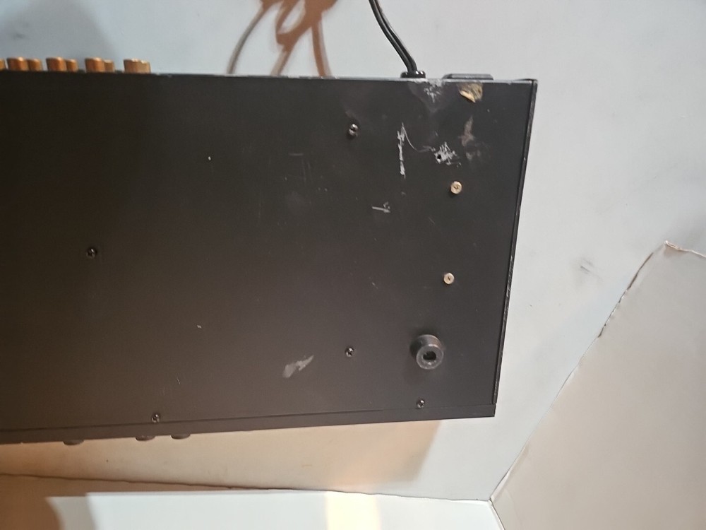 AudioSource EQ 100 Graphic Equalizer and Spectrum Analyzer - Black