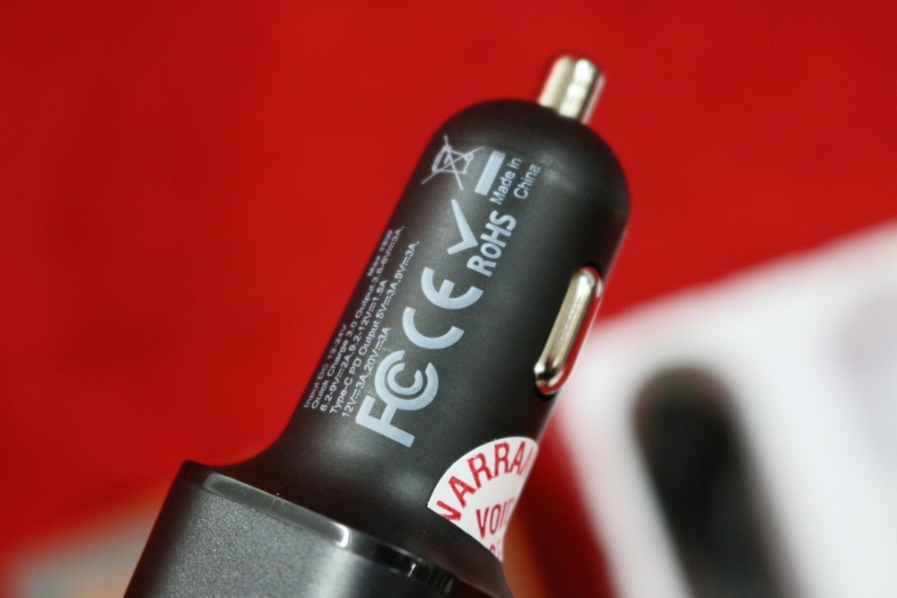 Rexing - 78W Vehicle Quick Charger / 1 USB-C & 1 USB Port For iPhone/Andriod #U1