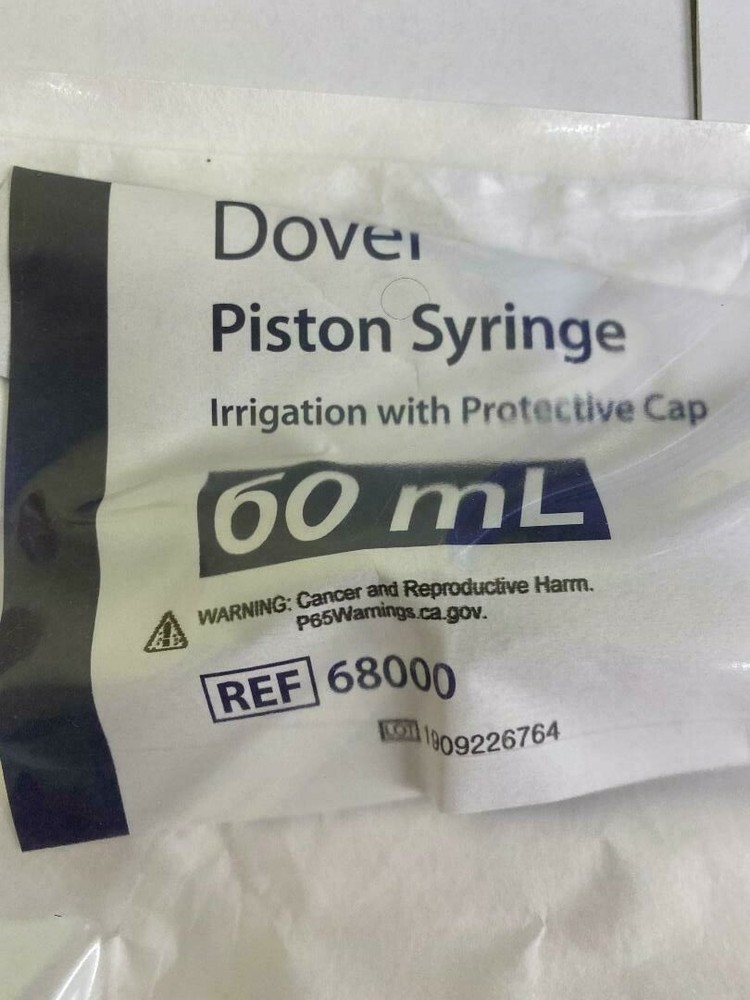 Dover Piston Syringes Irrigation  w/cap 60 ml  REF 68000 /  10-pack