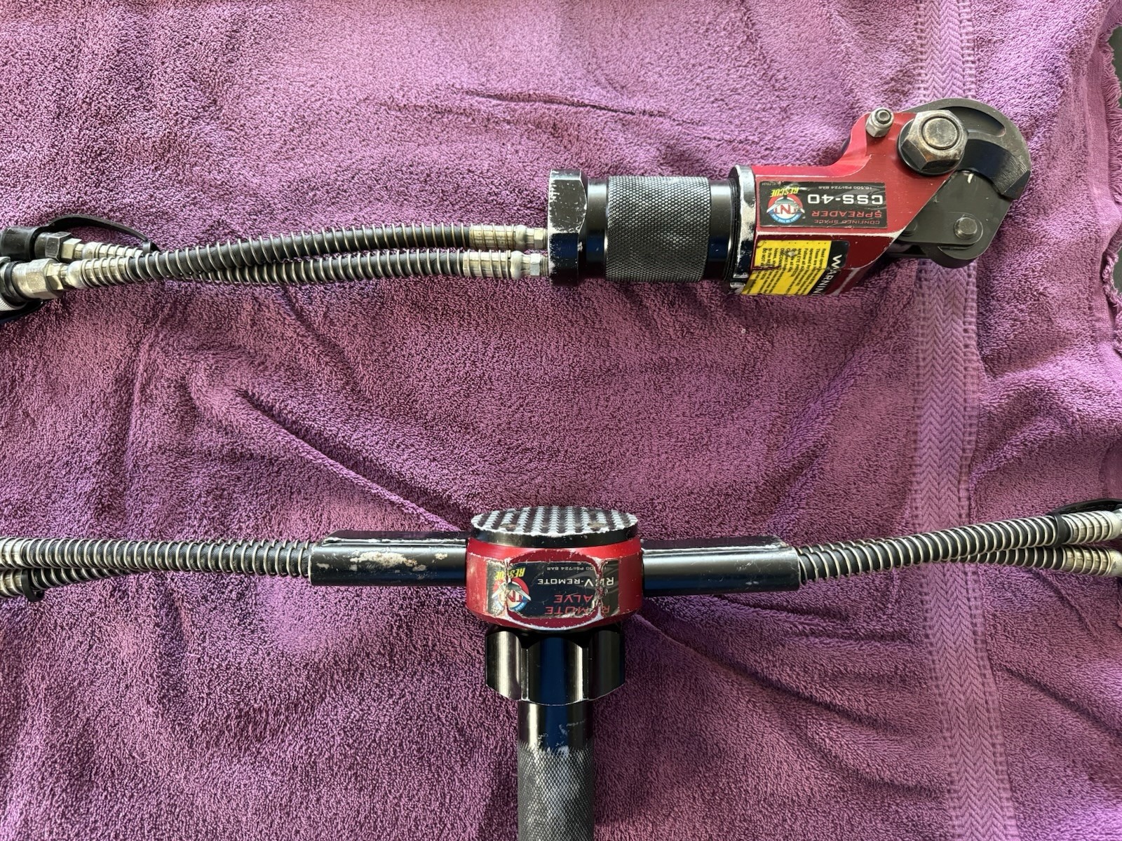 TNT Rescue CSS-40 Confined Space Hydraulic Cutter Tool & Open/Close Remote Valve