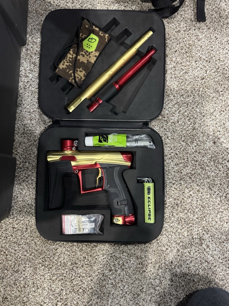 Paintball Marker / Equipment