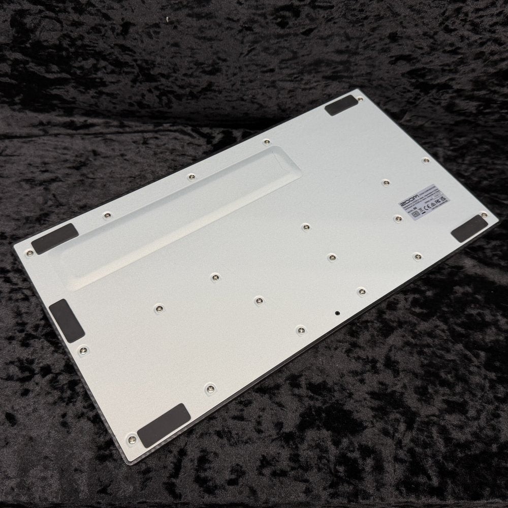 ZOOM B6 Multi-Effects Processor [C63000116]