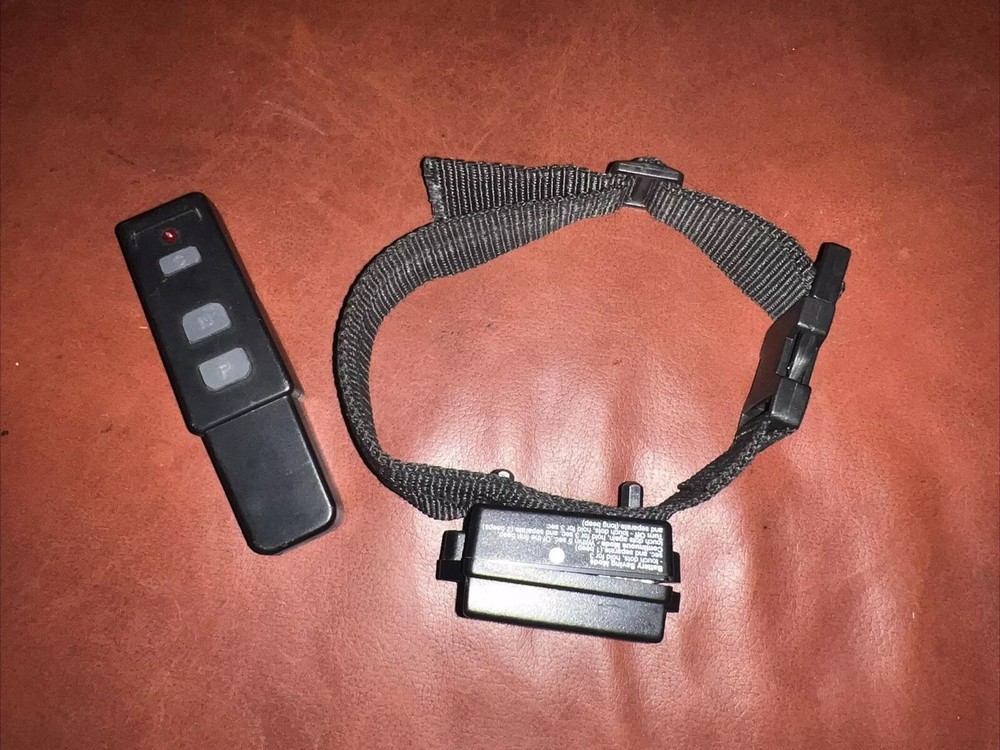 Petsafe Radio Systems  Shock Collar & Remote Control from System Black