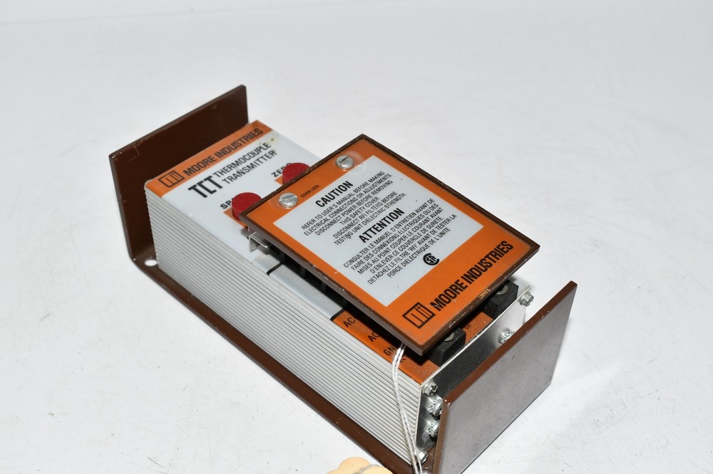 NEW Moore TCT Thermocouple Transmitter