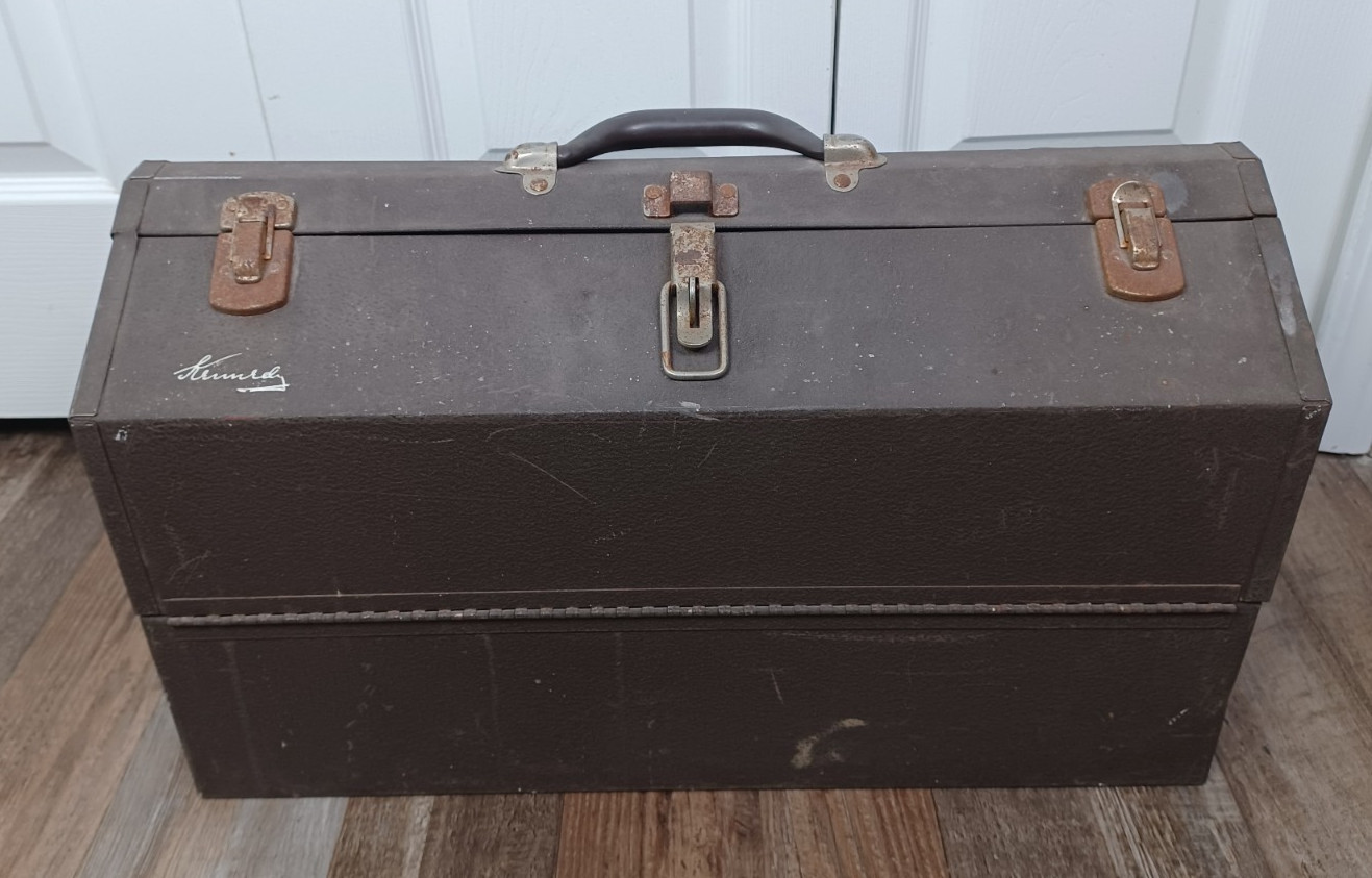 VINTAGE KENNEDY 1022 CANTILEVER MECHANIC TOOL CHEST BOX 22” x 10” x 12-3/4”H