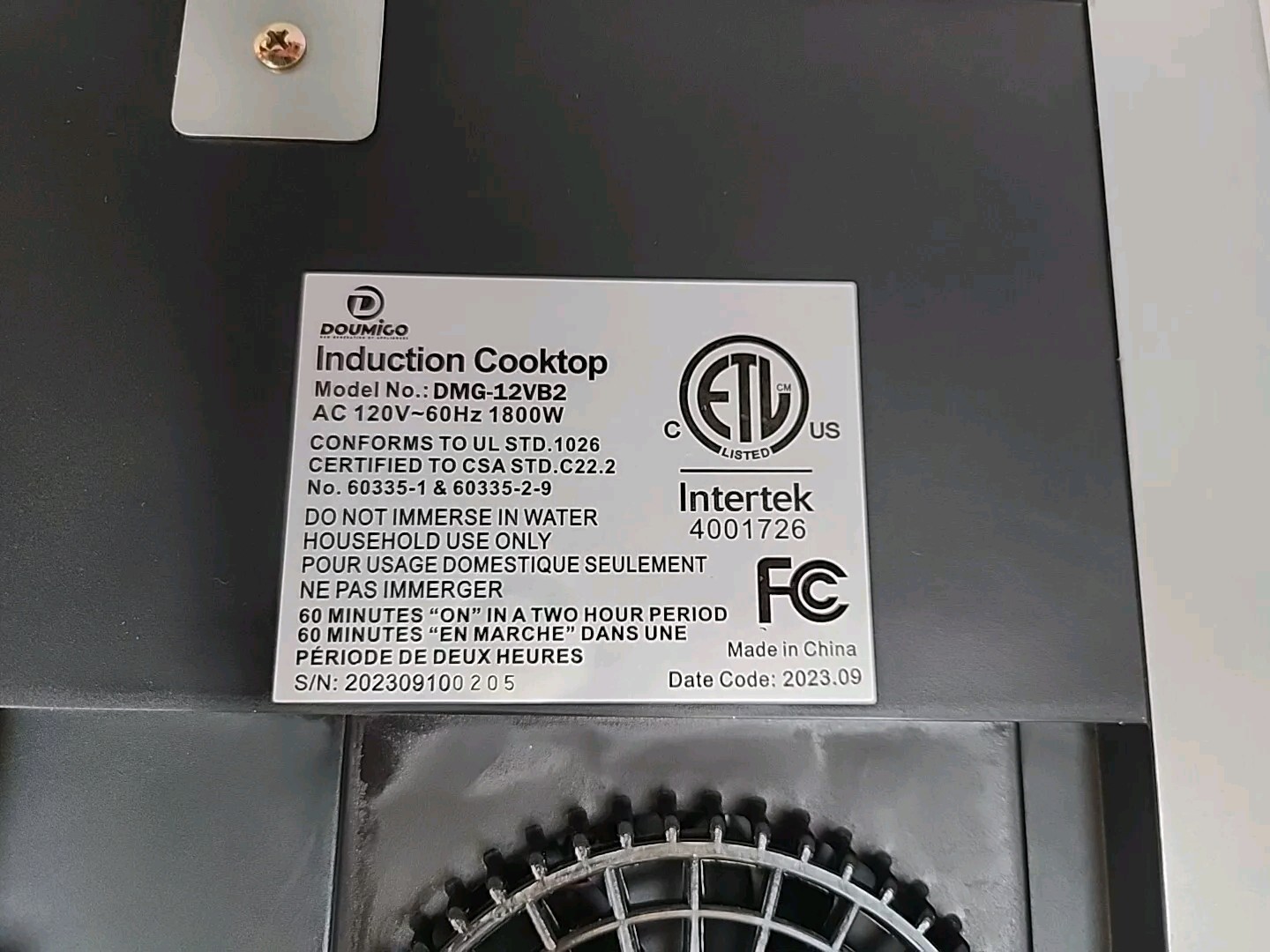 Doumigo Induction Cooktop, 2 Burner Electric Cooktop 120V Vertical Stove 1800W