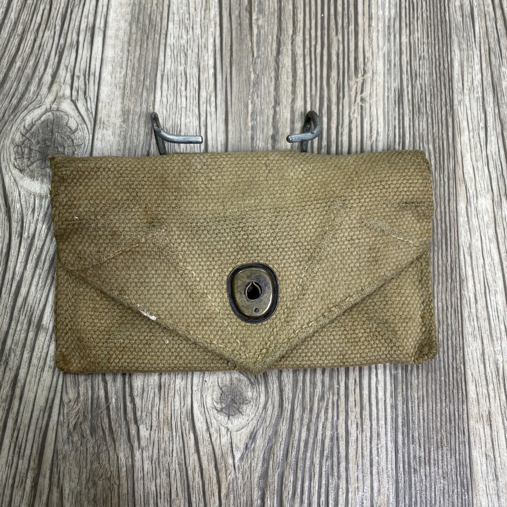 Original WW2 US Army Infantry  First Aid  Bandage Carry Pouch