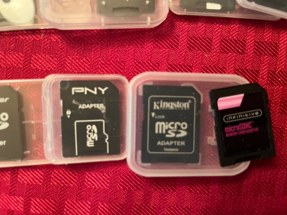 Micro SD Adapter To SD HC SDHC Memory Card Adapter Reader