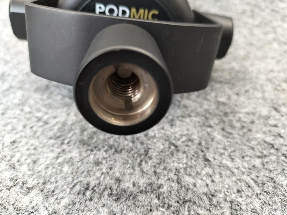 RODE Condenser Microphone PODMIC Used