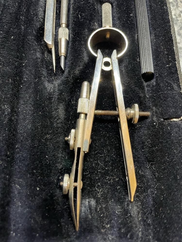 Vintage Pythag Engineering Compass Set Case Surveying Drafting
