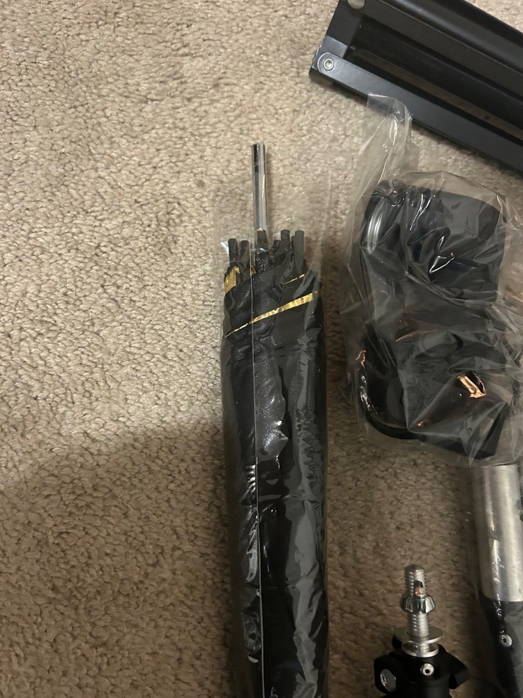 Photography Backdrop Studio Lighting Kit. Lightly used. Some items never used