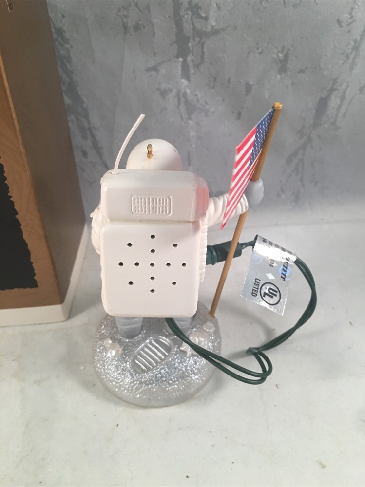 Hallmark Keepsake Eagle Has Landed Christmas Ornament Neil Armstrong Magic
