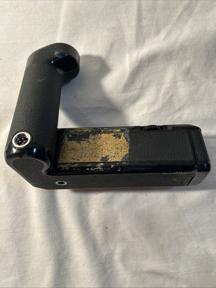 Nikon MD-11 Battery Grip