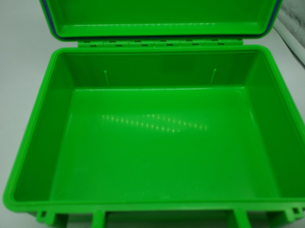 N15 UK Underwater Kinetics Waterproof Case Green