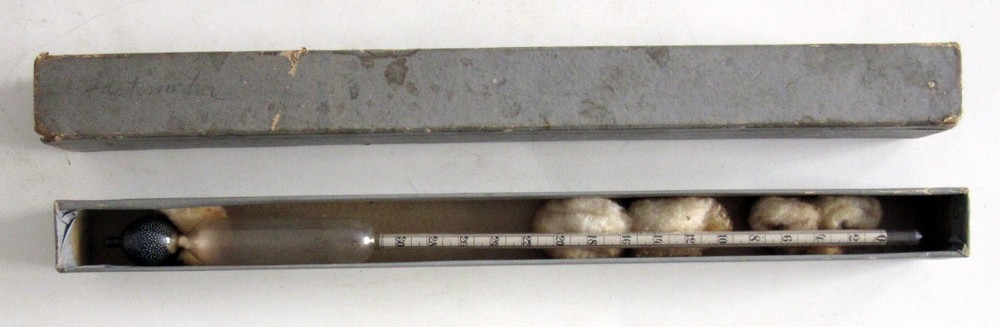 Beaume Scale for Heavy Liquids. with Box