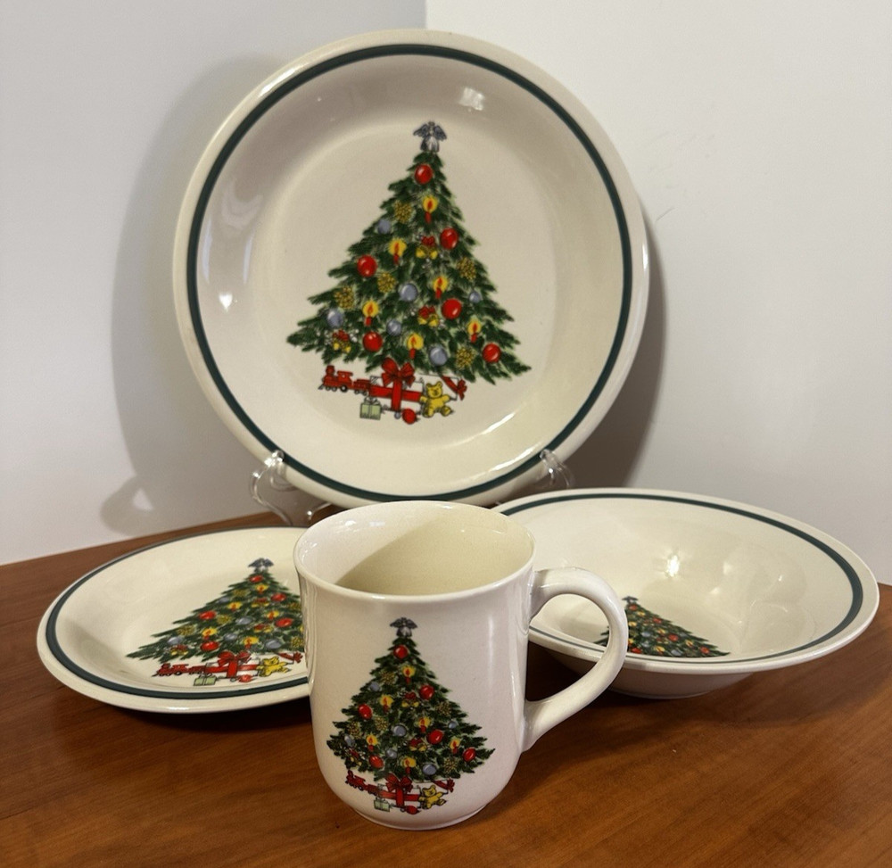 4 PLACE SETTING MOUNT CLEMENS POTTERY CHRISTMAS TREE DINNER SET  (16 Piece)#3
