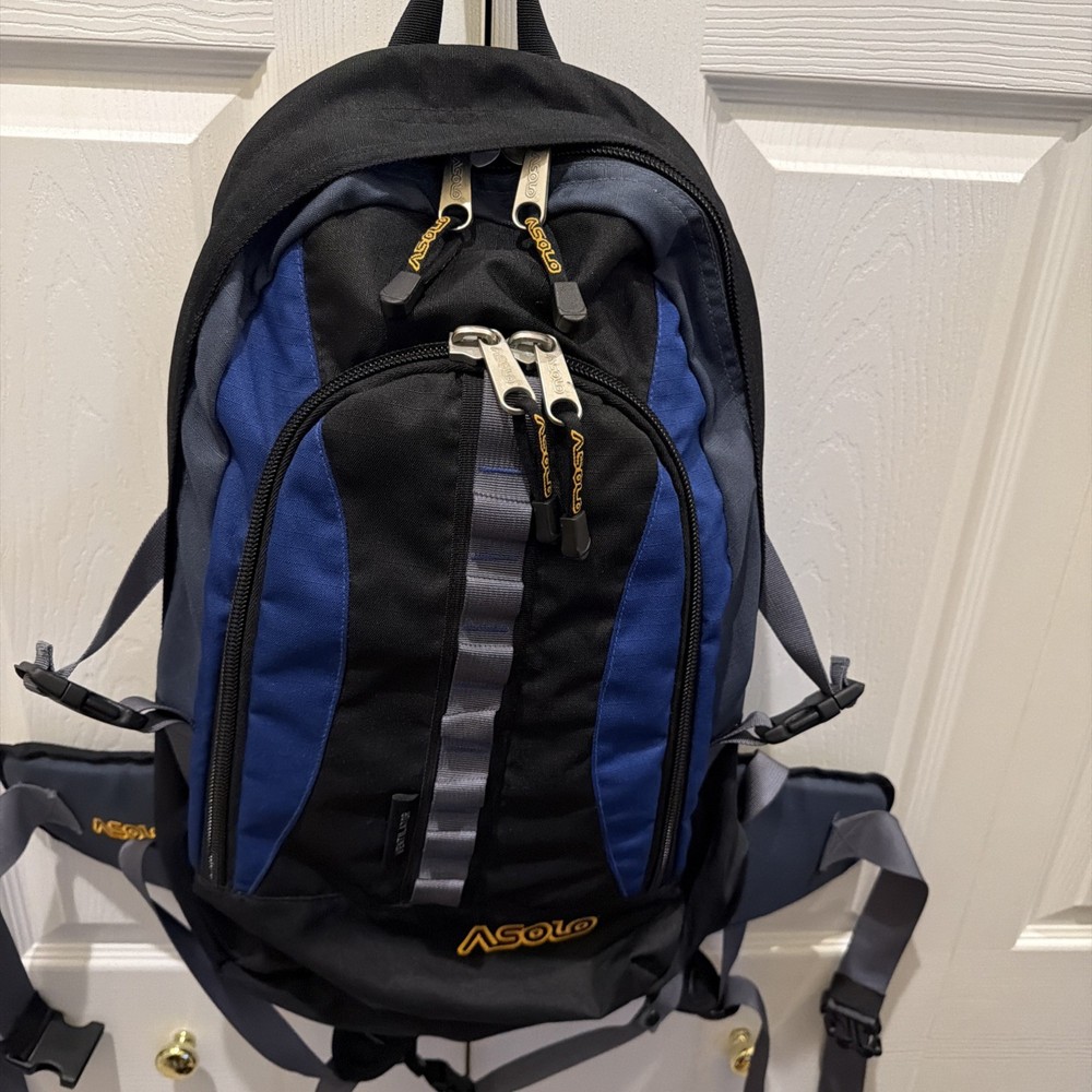 Asolo Backpack Daypack Ventilator Waist Strap Pockets Zip Pockets Storage Hiking