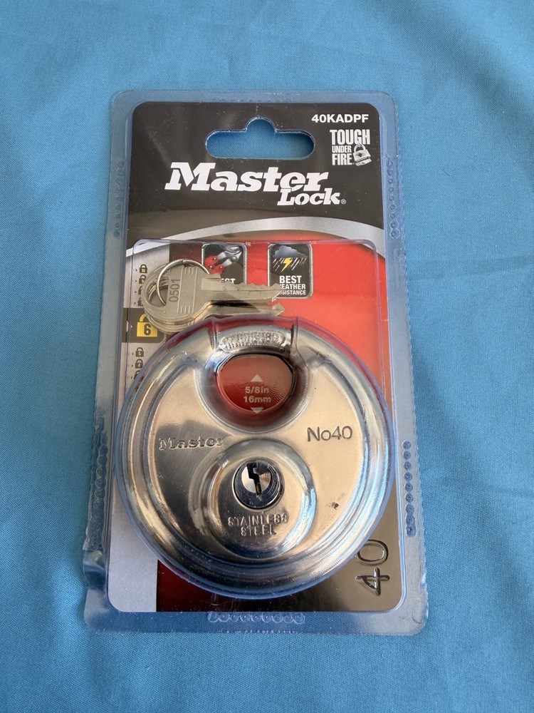 Masterlock 40KADPF Padlock for Storage Units Chains Outdoors Weather Resistant