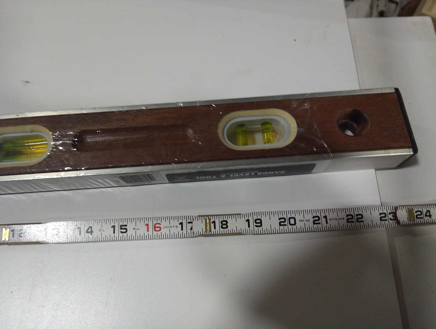 2 ft SANDS Mahogany I-beam Level.