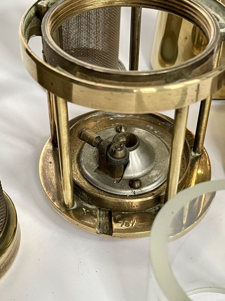 🌟 Eccles Protector Type 6 Miners Lamp – 1976 - Ready to Use