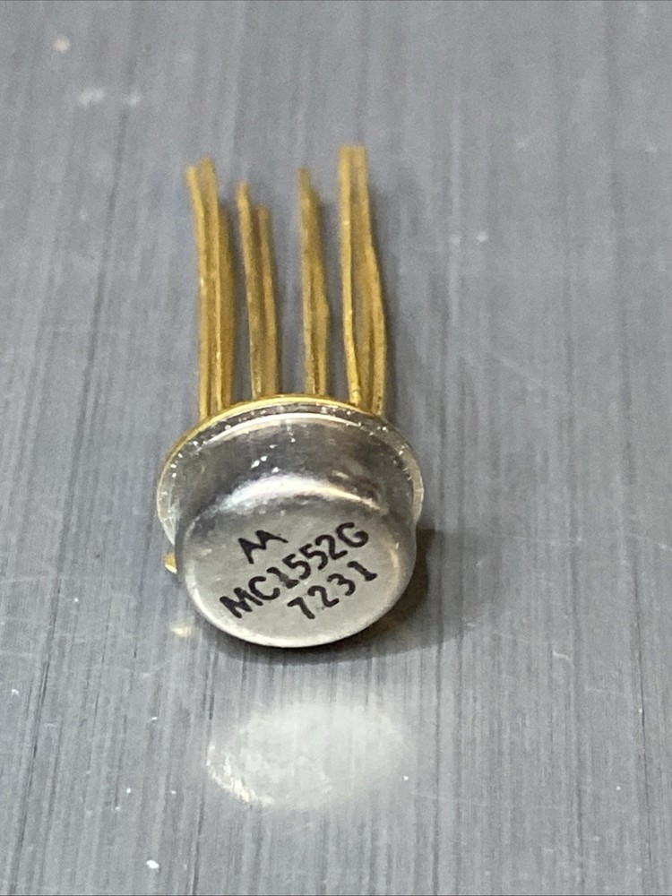 MC1552G Motorola High Frequency Video Amplifier IC NOS