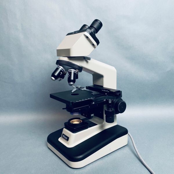 Nikon Alphaphot-2 YS2 Binocular Microscope with Four Objectives