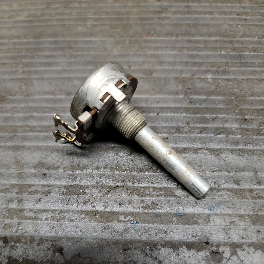 Fisher Model 90t Bass Potentiometer
