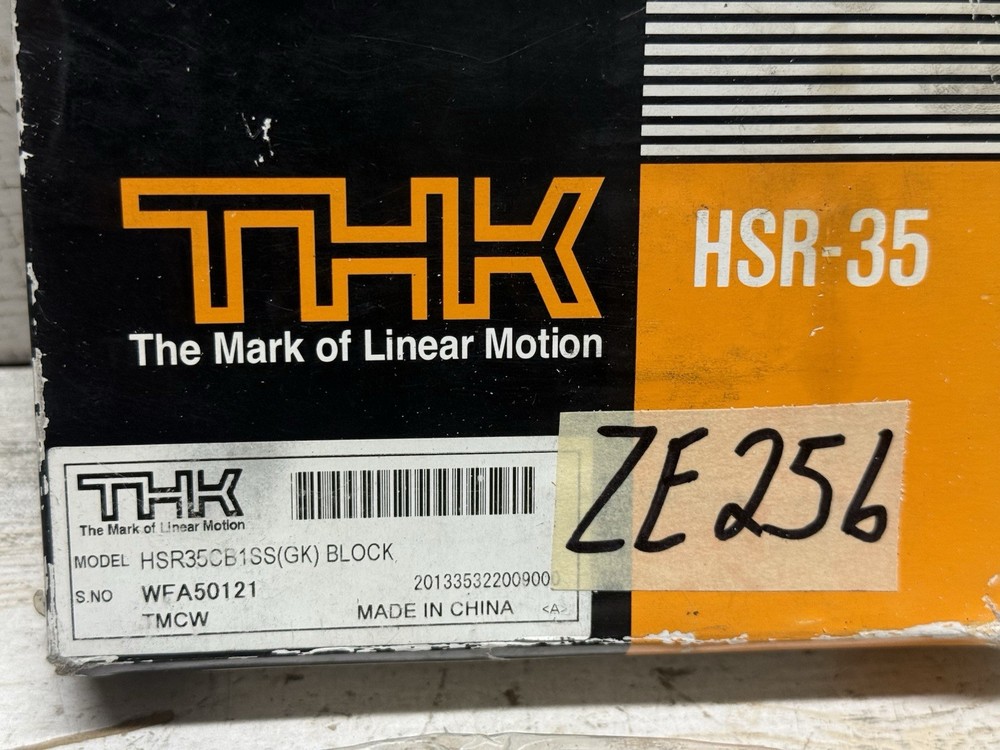 THK Linear Block HSR35CB1SS New