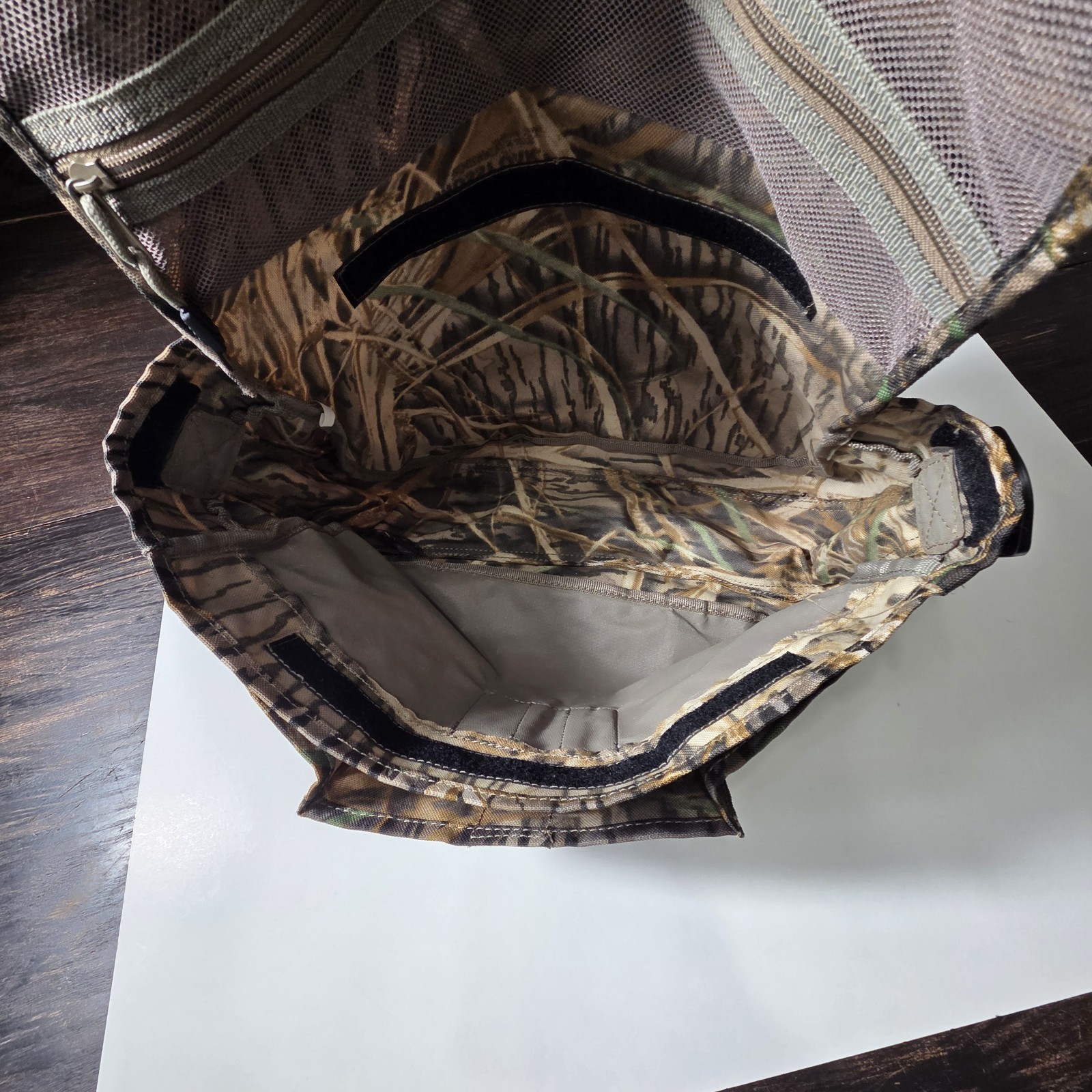 Ducks Unlimited Avery Camo Messenger Bag *Missing Components