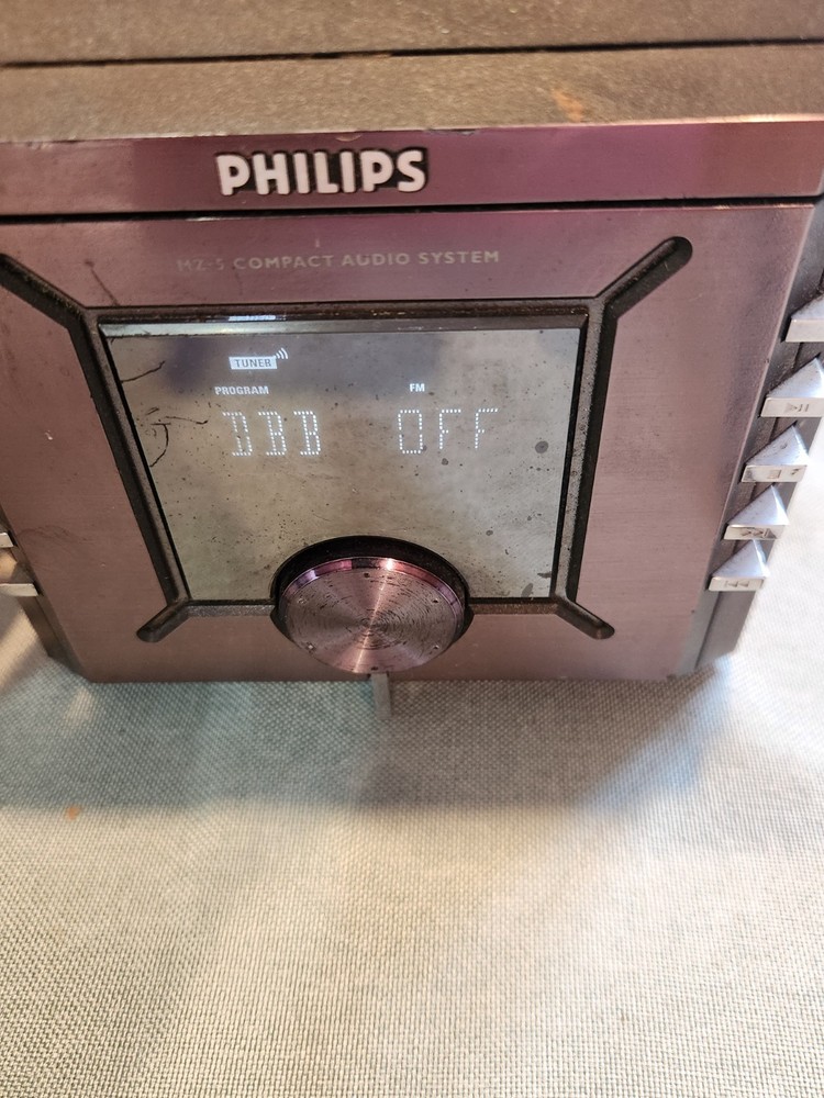 Philips MZ-5 Mini Radio/CD Component Audio System No Speakers No Remote Control