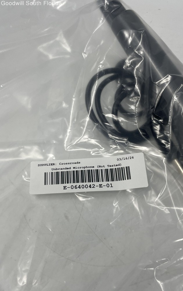 Unbranded Black Wired Dynamic Microphone With 1-4 Inch Plug Not Tested