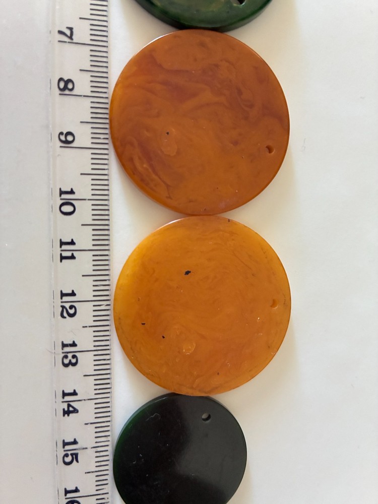 Assorted genuine Bakelite discs – solid and marbled, button, earrings, vintage