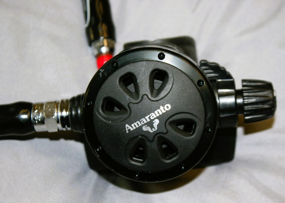 Amaranto Adjustable second stage scuba diving regulator w/ hose