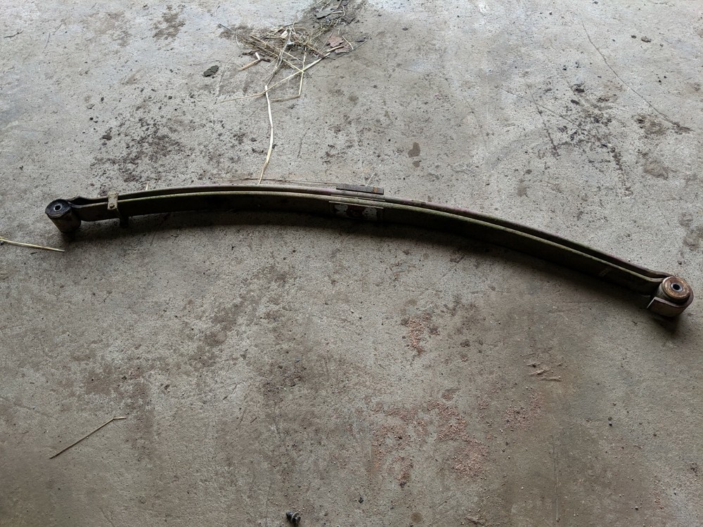 2 LEAF FRONT SPRING REMOVED FROM FORD 75-E