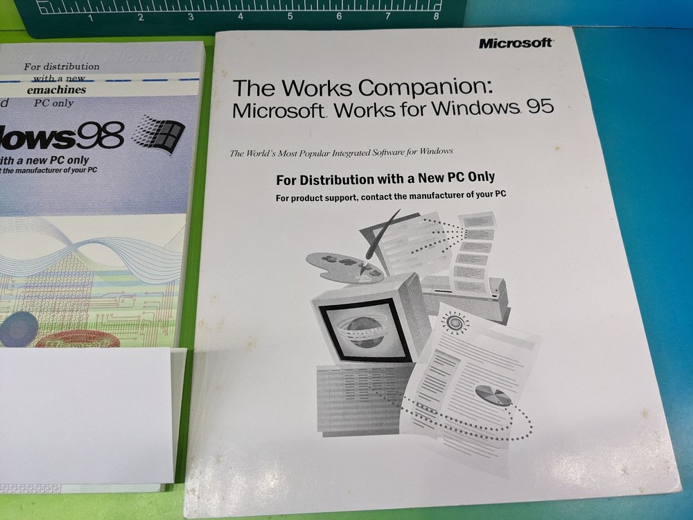 Getting Started Microsoft Windows 98 + Works Companion 95 Instruction Booklets