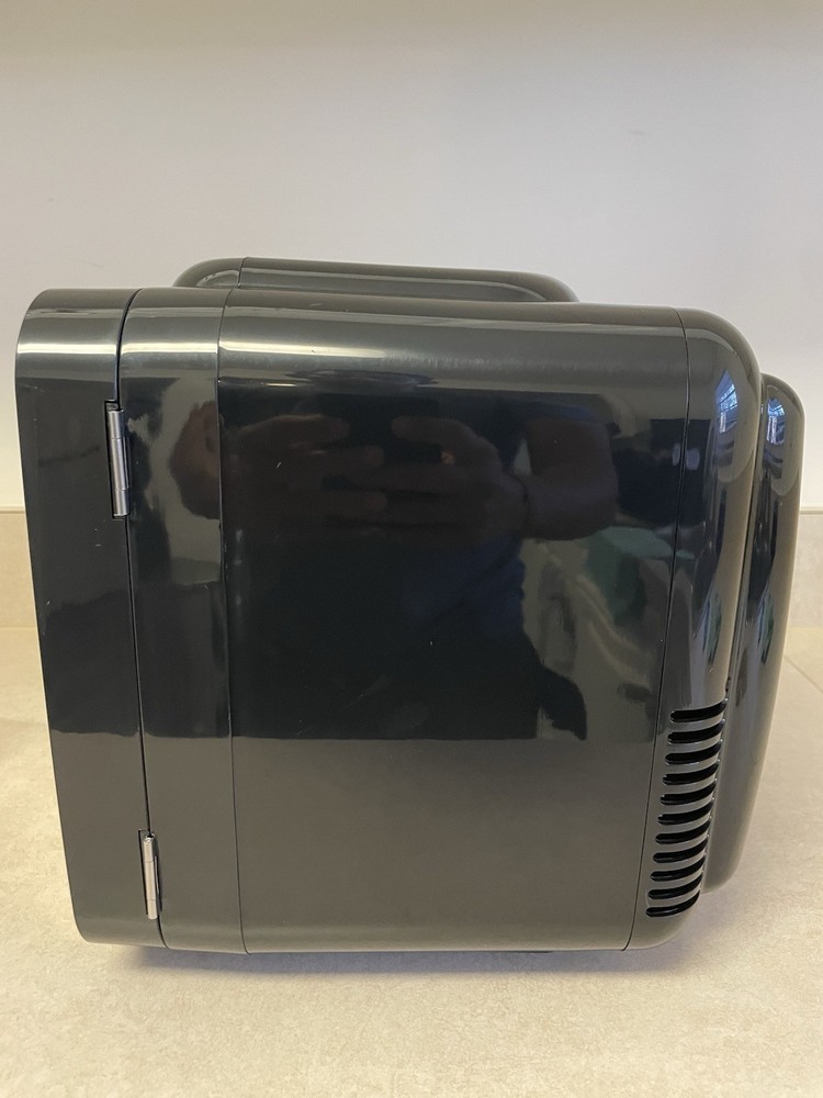 Mini Fridge, 4 Liter/6 Cans Small Refrigerator With Dimmable LED Light,AC/DC ...