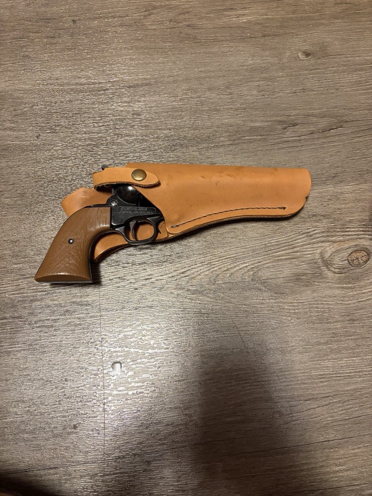 Crosman Peacemaker Model 44 Pellet Revolver CO2 Leaks
