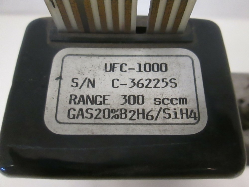 Unit UFC-1000 Mass Flow Controller 20%B2H6/SiH4, O2, 300 SCCM, Refurb
