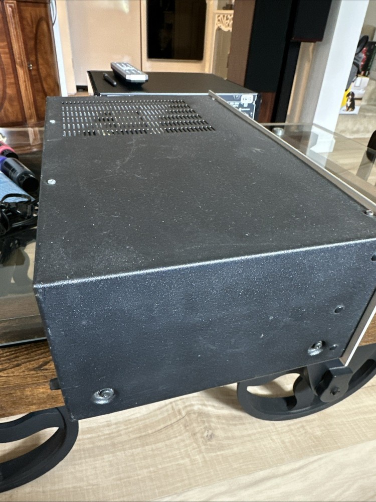 Marantz 1060B Integrated Stereo Amplifier