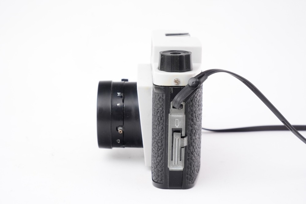 1981 AMI 66 Medium Format 6x6cm Camera