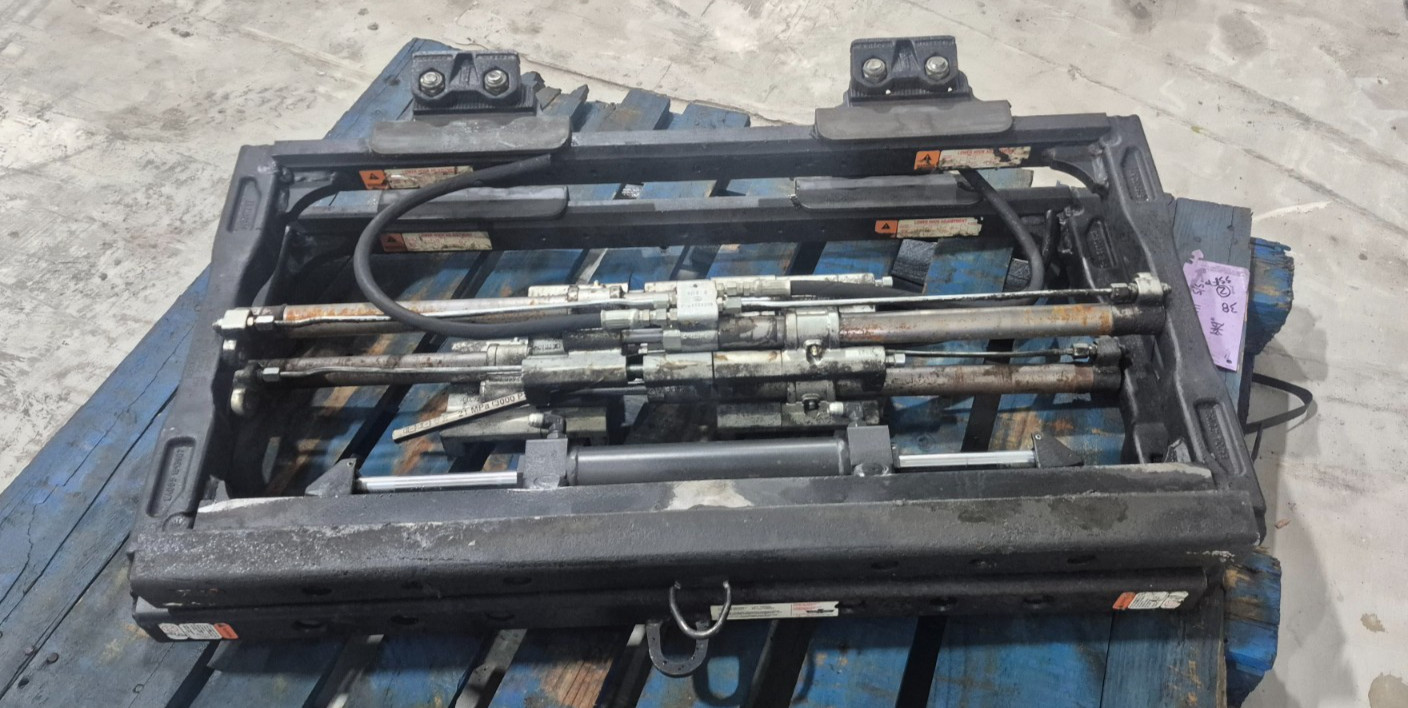 Cascade Class 3 Sidshift Fork Positinor 38 inch with 6500 CAP 65K-FPS-576