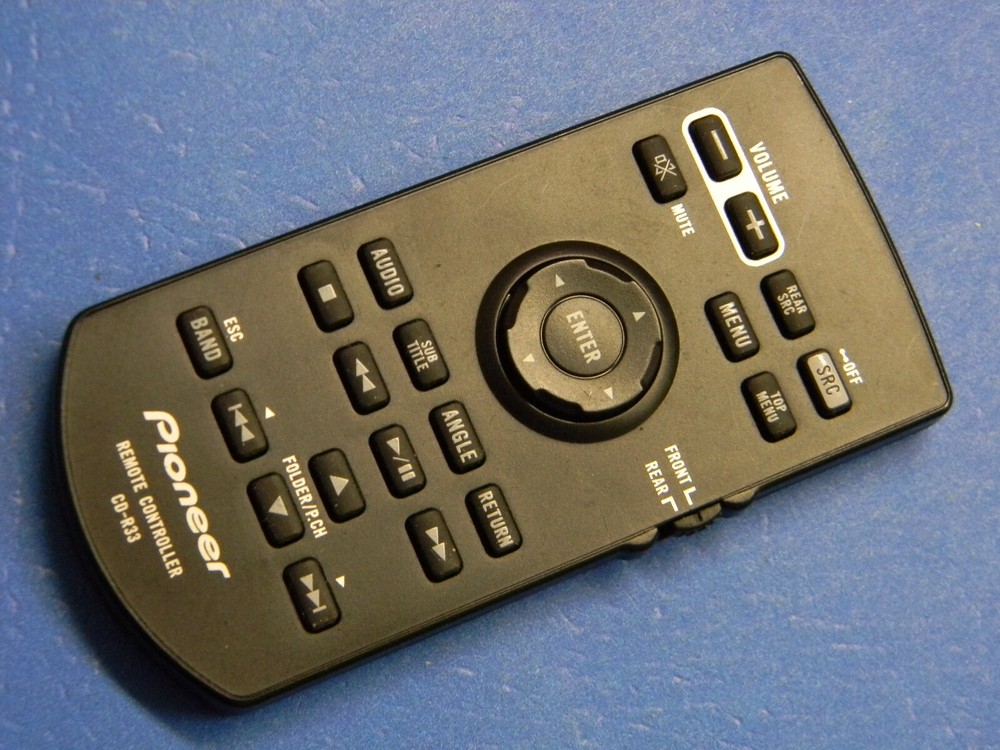 PIONEER STEREO REMOTE CONTROL CONTROLLER IN DASH CD-R33 CDR33