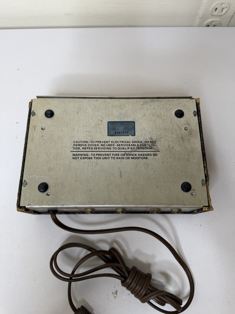 Bose Model 800 Active Equalizer Vintage Preamp Powers On As-Is