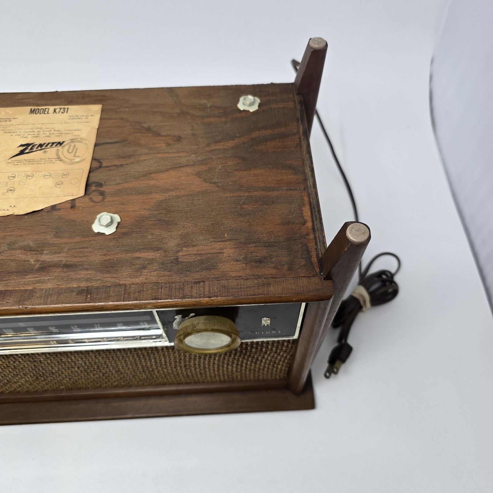 Vintage Zenith Model K731 Tube Long Distance Radio AM/FM Tested Works