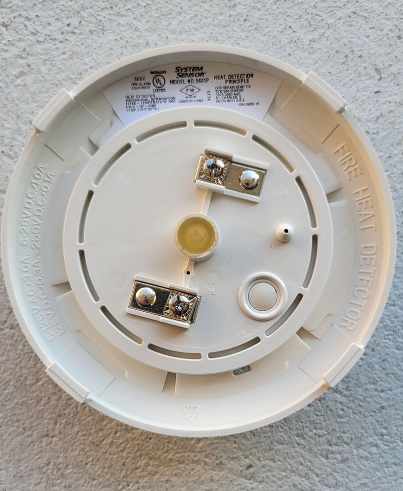 System Sensor Model No, 5601P Heat Detector, New Open Box