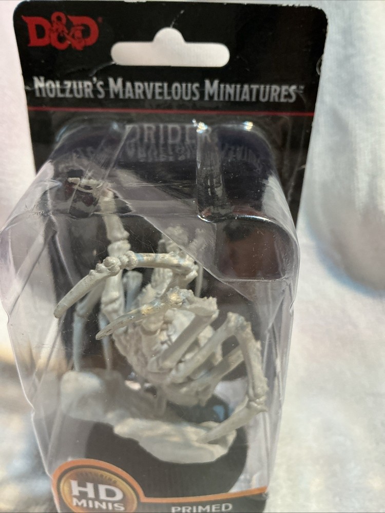 D&D Nolzur's Marvelous Miniatures: Drider Primed