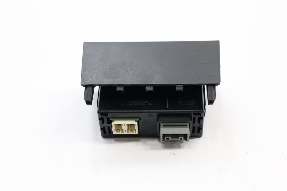 2021 - 2023 MAZDA CX-9 CENTER CONSOLE AUXILIARY CONNECTIVITY CONTROL PANEL OEM