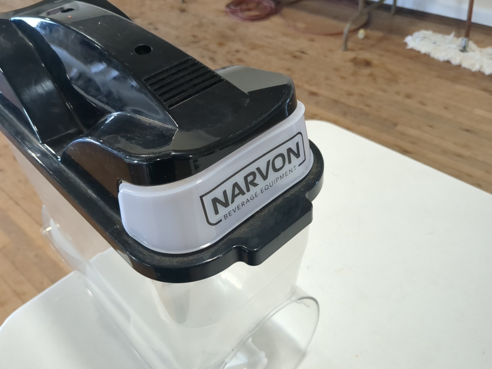 Navron Commercial Slushie Machine Hopper Lid Auger used Replacement