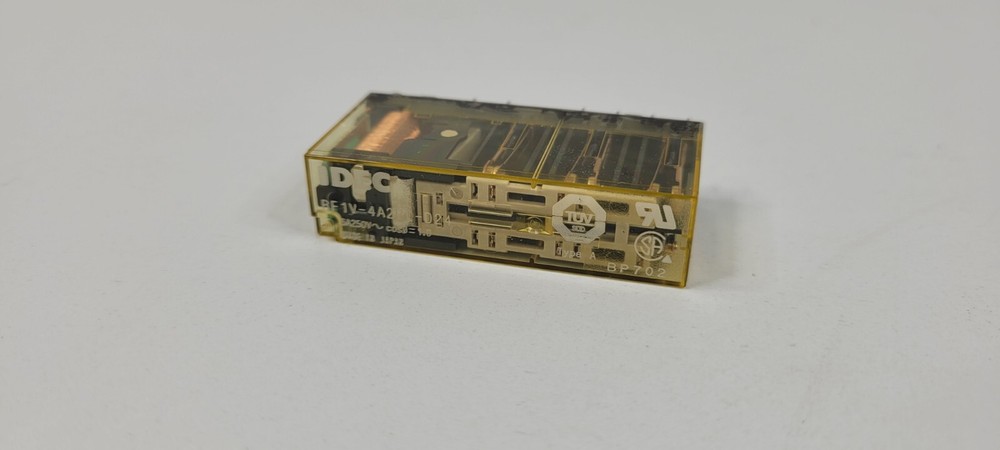 IDEC RF1V-4A2BL-D24 Relay, Force Guided, 4NO-2NC, DC24V, LED, PCB terminals